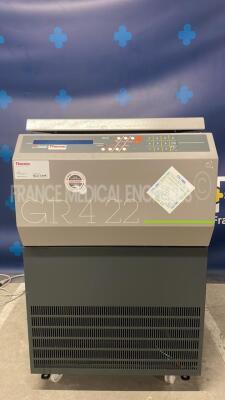 Jouan Centrifuge GR422 YOM 2001 - no power cable (Powers up)