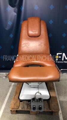 S.F.K Equipment Gynecology Examination Chair Maxi10 (Powers up)