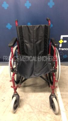 Invacare Wheelchair Atlas Lite