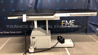 Technix Angiography Table TLX - YOM 2008 - tested and functional - w/ remote control and footswitch (Powers up) - 3