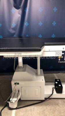 Technix Angiography Table TLX - YOM 2008 - tested and functional - w/ remote control and footswitch (Powers up) - 4