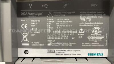 Siemens Multi Parameter Analyzer for glycemic control DCA Vantage - S/W 4.4.0.0 - w/ barcode scanner - 5 boxes of 10 reagent kits DCA system hemoglobin A1c expiration date 04/2023 (Powers up) - 9
