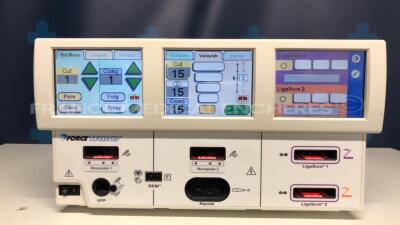 Covidien Electrosurgical Unit Force Triad - YOM 01/2011 - S/W 4.00 - Error REM (Powers up)