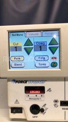 Covidien Electrosurgical Unit Force Triad - YOM 01/2011 - S/W 4.00 - Error REM (Powers up) - 4