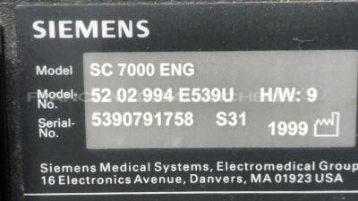 Lot of 3 Siemens Patient Monitors SC7000 - YOM 2002 - 2001 - 1999 S/W VF1.4-W and VF7.3-W - no power supplies (All power up) - 16