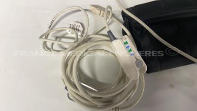 Zoll Defibrilator Mseries - YOM 07/2003 - w/ ECG electrodes - no power cable (No power) - 7