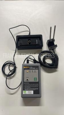 Fluke Ultrasound Transducer Leakage Tester UL T800 (Powers up)