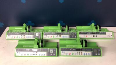 Lot of 5 Frenesius Syringe Pumps Pilote C - YOM 2005/2002/2002/2003/1998 - no power cables (All power up)