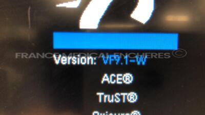 Drager Patient Monitor Infinity Delta - YOM 05/2017 - S/W VF9-1.W -w/ Drager docking station Infinity YOM 2011 - ETCO2 module YOM 2006 - no power supply (Powers up) - 4