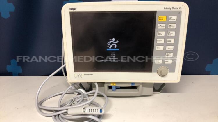 Drager Patient Monitor Infinity Delta XL - YOM 2006 - S/W VF9-1.W -w/ Drager docking station Infinity YOM 2010 - no power supply (Powers up)