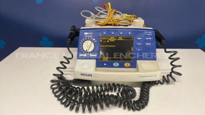 Philips Defibrillator Heartstart XL -YOM 2003 w/ ECG sensors - no power cable