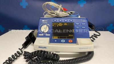 Philips Defibrillator Heartstart XL -YOM 2004 w/ ECG sensors and SPO2 sensor - no power cable