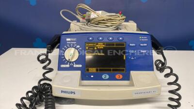 Philips Defibrillator Heartstart XL -YOM 2004 w/ ECG sensors - no power cable