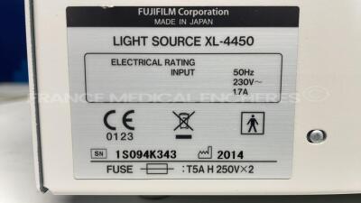 Fujifilm Light Source XL-4450 - YOM 2014 (Powers up) - 5