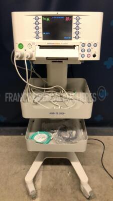 Sonicaid Fetal Monitor FM820 Encore w/ Sonicaid Transducers US and TOCO and Remote Control and Trolley (Powers up)