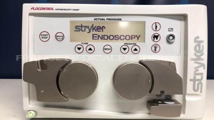 Stryker Arthroscopy Pump Flocontrol A 114 model 200 - YOM 2011 - S/W A 09 039 AD 0700 (Powers up)