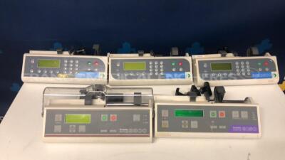 Lot of 3 Graseby Syringe Pumps 3500 and Graseby Syringe Pump 3150 and Graseby Syringe Pump 3300 - no power cables (All power up)