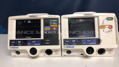 Lot of 2 Medtronic Defibrilators Lifepak 20 - YOM 2005 - 2007 - missing paddels - no power cables (Both power up)