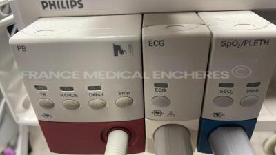 Datex Ohmeda Ventilator Aestiva/5 w/ Philips Gas Module M1026A and Agilent Patient Monitoring CMS - YOM 2012 and Philips Modules PB/CPO2/ECG - Monitor has no power (Powers up) - 11