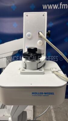 Moller Wedel Microscope Ophtamic 900 S w/ dual binoculars 10x22 and 12,5x17 and footswitch (Powers up) - 5