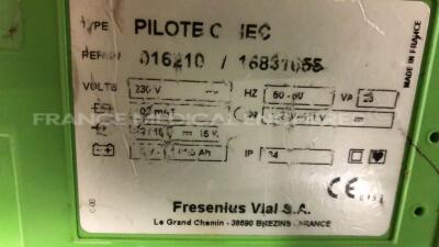 Lot of 3 Frenesius Syringe Pumps Pilote C and 1 Frenesius Syringe Pump Pilote Anesthesie 2 and 1 Fresenius Feeding Pump Program 2 - no power cables (All power up) - 11