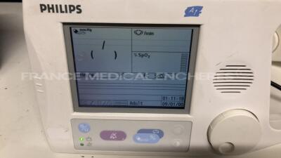 Lot of 3 Philips Patient Monitors A1 - YOM 2001 / 2002 / 2003 - S/W 2.00 - 1 power supply (All power up) - 7