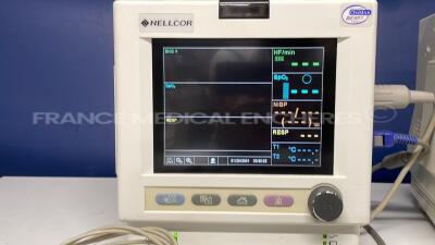 Lot of Nellcor Patient Monitor N5500 - S/W 1.05.22 w/ ECG sensors and SPO2 sensor and Nellcor Patient Monitor N5600 - YOM 2008 - S/W 1.01.13 w/ ECG sensors and SPO2 sensor - no power cables (Both power up) - 7