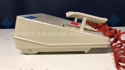 Hellige Defibrillator Defiport SCP912 (Powers up) - 2