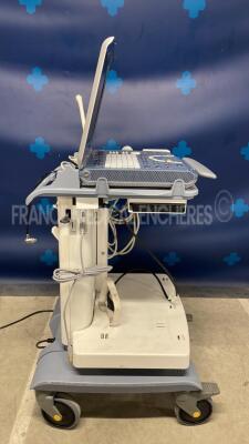 GE Ultrasound Voluson i BT10 - YOM 2008 - S/W 7.1 - Options - DICOM 3 - BT Activation w/ GE Probe RAB4-8-RS - YOM 2008 and GE Probe E8C-RS - YOM 2014 (Powers up) - 3