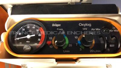 Drager Transport Ventilator Oxylog 2000 w/ disposable breathing circuits Venstar and O2 hose - 4