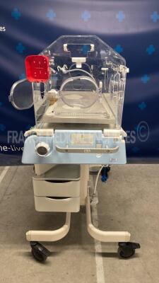 Drager Incubator C2PS-1 - YO 2009 - for spare parts - No power - 2