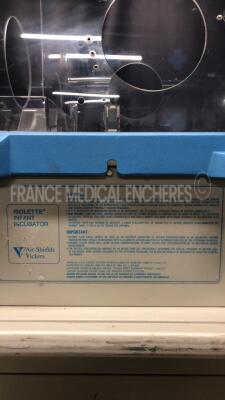 Air Shields Vickers Incubator C200 - for spare parts - No power - 5
