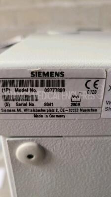 Siemens C-Arm Siremobile Compact L - YOM 2009 - compact size - high image quality - single key operation - dual mode 9/6 with digistore 100 and laser targeting - converter control frequency 15 kHz to 30 kHz - fluoroscopy 0.2 mA to 8.9 mA - digital radiogr - 17