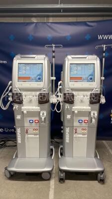 Lot of 2 Hospal Dialysis Evosys - YOM 2010 - S/W 8.21.00 - Count 37694h and 36861h (Both power up)
