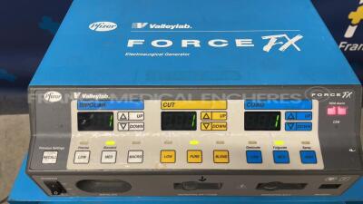 Valleylab Electrosurgical Unit Force FX ( Powers up) - 4