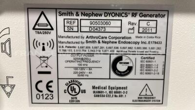 Smith and Nephew Electrosurgical Dyonics RF - YOM 2011 w/ Footswitch ( Powers up) - 6