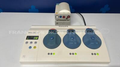 Lot of Philips Fetal Monitor Avalon CTS w/ TOCO Probe and ECG Probe and US Probe - YOM 2006 and Philips Modules M3015A and M3000A (Powers up)