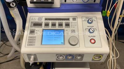 Neptune Ventilator Medec Benelux - S/W 3.1 - Count 627H w/ Siemens Patient Monitor Sirecust 404-1 including ECG Sensors and Cuff and SPO2 Sensors (Powers up) - 6