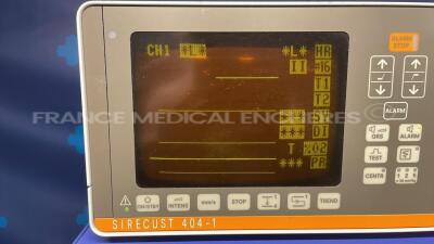 Neptune Ventilator Medec Benelux - S/W 3.1 - Count 627H w/ Siemens Patient Monitor Sirecust 404-1 including ECG Sensors and Cuff and SPO2 Sensors (Powers up) - 8