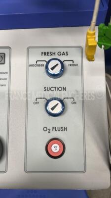 Neptune Ventilator Medec Benelux - S/W 3.1 - Count 627H w/ Siemens Patient Monitor Sirecust 404-1 including ECG Sensors and Cuff and SPO2 Sensors (Powers up) - 11