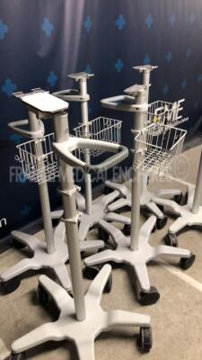 Lot of 6 Trolleys for Spacelabs Patient Monitor Qube - 2