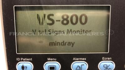 Mindray Vital Signs Monitor VS 800 YOM 2014 (Powers up) - 4
