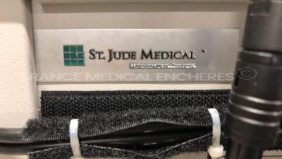 Lot of St Jude Medical Cardiac Stimulator EP-4 - YOM 2015 w/ ST Jude Medical Signal Conditioning Unit EP-WorkMate - YOM 2011 w/ ECG sensors - untested due to the missing monitor (Both power up) - 8