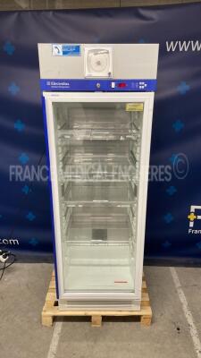 Electrolux Medical Refrigerator MP280 (Powers up)