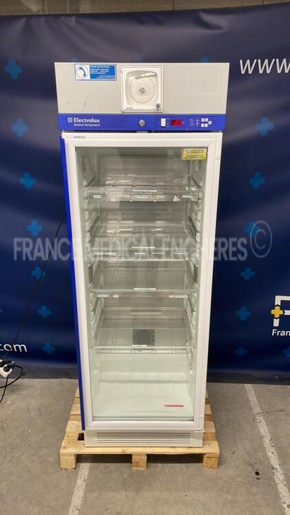 Electrolux Medical Refrigerator MP280 (Powers up)