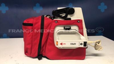 Zoll Defibrilator Mseries CCT - w/ SPO2 sensor - 2 extra batteries (Powers up) - 3