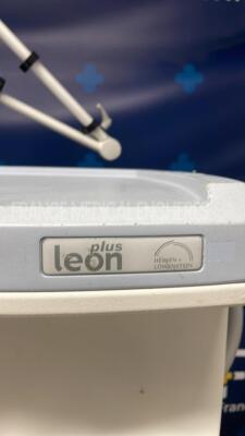 Heinen Lowenstein Ventilator Leon Plus - YOM 2010 - S/W 3.5.21 (Powers up) - 5