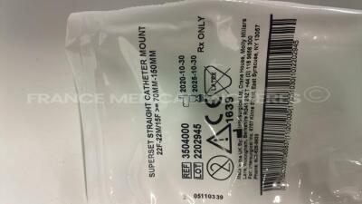 Lot of Armstrong Medical Peep Valves AMPV9010 and Intersurgical Fixed Valve Peep Valve Presets (10cm) and Intersurgical Superset Straight Catheter Mounts (70mm-150mm) 3504000 and Intersurgical Adult Aerosol Masks Ecolite 1188015 - 10