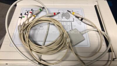 Lot of 2 ¨Philips ECG Pagewriter 100 M1772A - w/ ECG electrodes and trolleys (Both power up) - 5