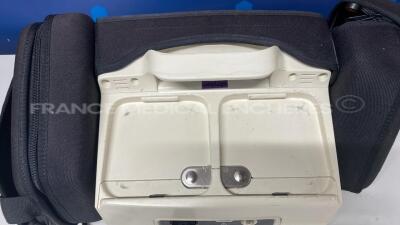 Medtronic Defibrilator Lifepack 20 - YOM 2009 - missing paddles (Powers up) - 5